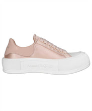 Carica l'immagine nel visualizzatore di Gallery, Sneakers Deck Plimsoll in raso
