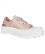 Carica l'immagine nel visualizzatore di Gallery, Sneakers Deck Plimsoll in raso
