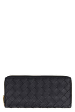 Load image into Gallery viewer, Leather zip-around wallet
