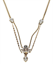 Carica l'immagine nel visualizzatore di Gallery, Collana a catena con dettaglio Skull
