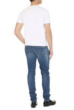 Carica l'immagine nel visualizzatore di Gallery, T-shirt girocollo in cotone

