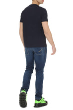 Carica l'immagine nel visualizzatore di Gallery, T-shirt girocollo in cotone
