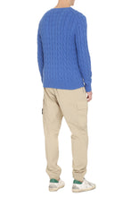 Carica l'immagine nel visualizzatore di Gallery, Pullover in maglia a trecce
