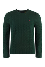 Load image into Gallery viewer, Cable knit sweater
