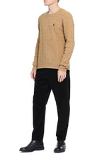 Load image into Gallery viewer, Sweater in cable knit
