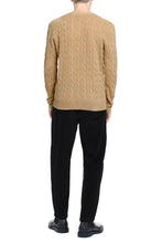 Load image into Gallery viewer, Sweater in cable knit
