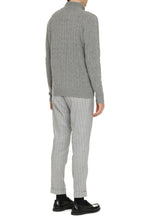 Load image into Gallery viewer, Wool and cashmere sweater
