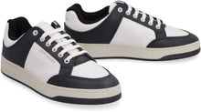 Carica l'immagine nel visualizzatore di Gallery, Sneakers low-top SL/61 in pelle
