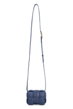 Carica l'immagine nel visualizzatore di Gallery, Mini-bag a tracolla Candy Padded Cassette in pelle
