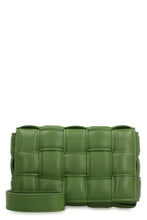 Carica l'immagine nel visualizzatore di Gallery, Borsa a tracolla Padded Cassette
