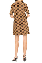 Carica l&#39;immagine nel visualizzatore di Gallery, Abito in maglia motivo jacquard
