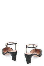 Load image into Gallery viewer, Petite GG leather pumps
