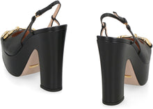 Load image into Gallery viewer, Leather platform pumps
