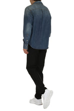Carica l'immagine nel visualizzatore di Gallery, Camicia in denim
