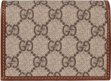 Carica l'immagine nel visualizzatore di Gallery, Portacarte Gucci Horsebit in tessuto GG Supreme
