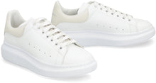 Carica l'immagine nel visualizzatore di Gallery, Sneakers oversize Larry in pelle
