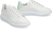 Carica l'immagine nel visualizzatore di Gallery, Sneakers oversize Larry in pelle
