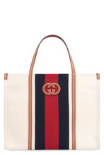 Carica l'immagine nel visualizzatore di Gallery, Shopping bag Interlocking G
