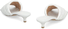 Carica l'immagine nel visualizzatore di Gallery, Sandali Padded in pelle
