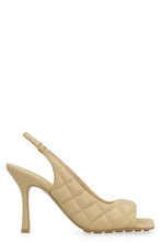 Carica l'immagine nel visualizzatore di Gallery, Slingback Padded in pelle

