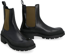 Carica l'immagine nel visualizzatore di Gallery, Chealsea boots in pelle
