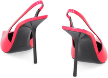 Load image into Gallery viewer, Kiss patent leather pumps
