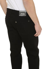 Carica l'immagine nel visualizzatore di Gallery, Jeans slim fit a 5 tasche
