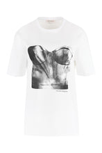 Carica l'immagine nel visualizzatore di Gallery, T-shirt girocollo in cotone
