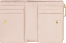Carica l'immagine nel visualizzatore di Gallery, Portafoglio Cassette Bi-fold in Intrecciato
