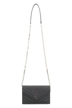 Carica l'immagine nel visualizzatore di Gallery, Pochette Envelope in pelle

