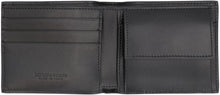Carica l'immagine nel visualizzatore di Gallery, Portafoglio Cassette Bi-fold in Intrecciato
