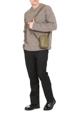 Load image into Gallery viewer, Wool sweater
