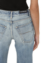Carica l'immagine nel visualizzatore di Gallery, Bermuda jeans
