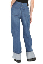 Carica l'immagine nel visualizzatore di Gallery, Jeans wide-leg
