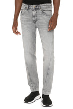 Carica l'immagine nel visualizzatore di Gallery, Jeans regular-fit
