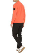 Load image into Gallery viewer, Long sleeve crew-neck sweater
