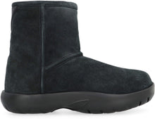 Load image into Gallery viewer, Snap suede ankle boots
