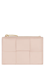 Load image into Gallery viewer, Leather card holder
