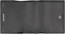 Load image into Gallery viewer, Leather wallet

