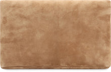 Carica l'immagine nel visualizzatore di Gallery, Pochette Envelope Cassandre grande in suede
