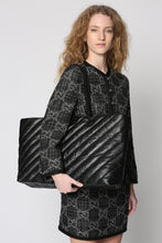 Carica l'immagine nel visualizzatore di Gallery, Tote bag Carry All Crush in pelle
