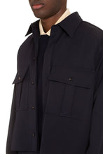 Carica l'immagine nel visualizzatore di Gallery, Overshirt in lana
