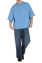 Carica l'immagine nel visualizzatore di Gallery, T-shirt girocollo in cotone
