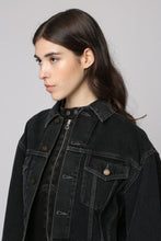Carica l'immagine nel visualizzatore di Gallery, Giacca in denim
