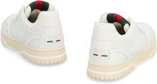 Carica l'immagine nel visualizzatore di Gallery, Sneakers low-top Re-Web in pelle
