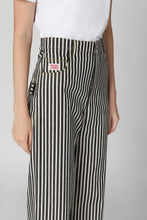 Carica l'immagine nel visualizzatore di Gallery, Jeans straight leg a 5 tasche

