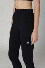 Carica l'immagine nel visualizzatore di Gallery, Leggings in tessuto tecnico
