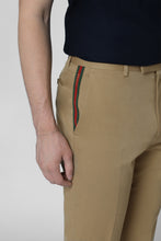 Carica l'immagine nel visualizzatore di Gallery, Pantaloni in gabardine di cotone
