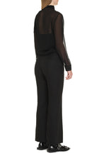 Carica l'immagine nel visualizzatore di Gallery, Blusa in seta con collo foulard
