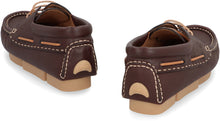 Carica l'immagine nel visualizzatore di Gallery, Scarpe da barca Fendi Deck in pelle
